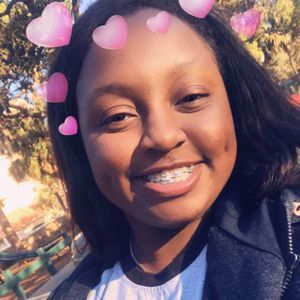 Meet your Posher, Devoni